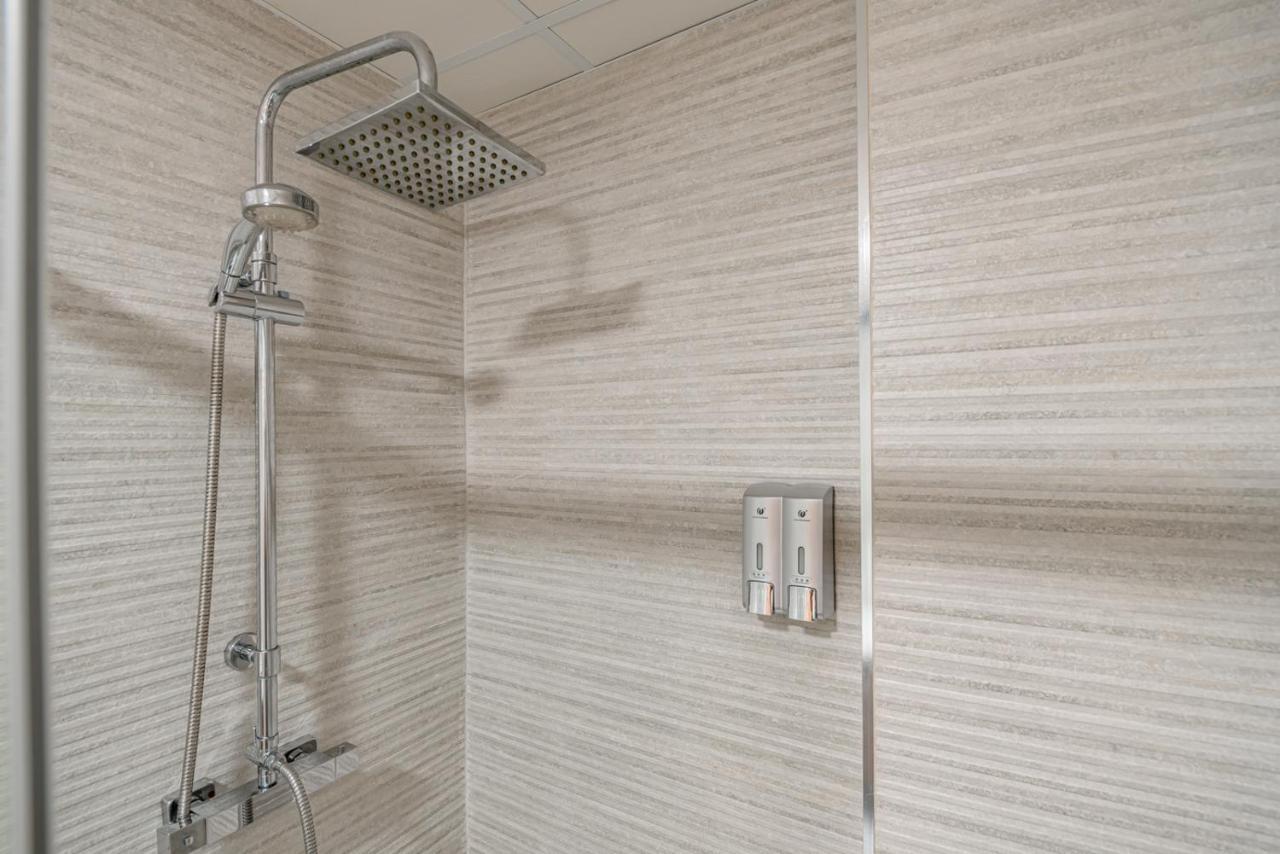 Buenavista Apartment Madrid Luaran gambar